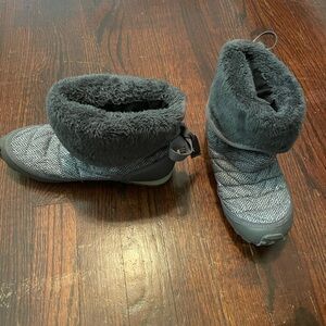 The North Face women’s snow boots